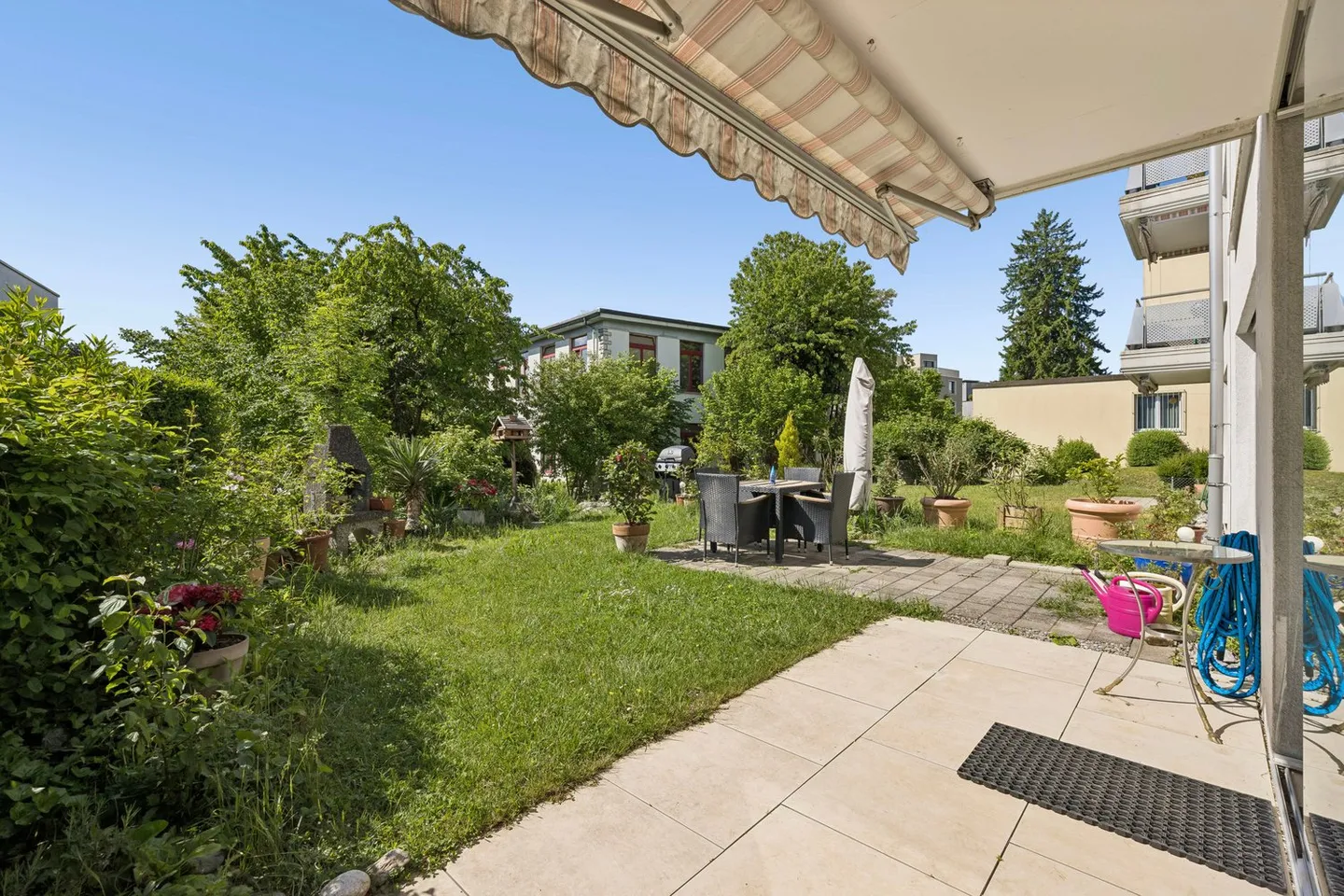 Appartement de jardin 3.5 pièces bien entretenu avec véranda - Photo 1 sur 25
