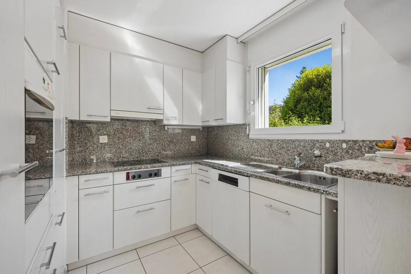 Appartement de jardin 3.5 pièces bien entretenu avec véranda - Photo 10 sur 25