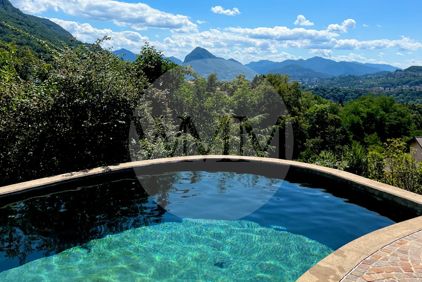 Casa singola in vendita - Foto 1 di 15