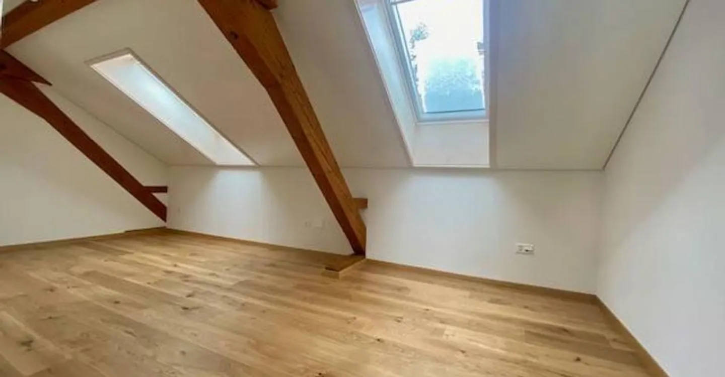 Magnifique appartement spacieux, adapté aux personnes à mobilité réduite, 3 pièces,  dans les  Combles, avec ascenceur - Photo 1 of 9