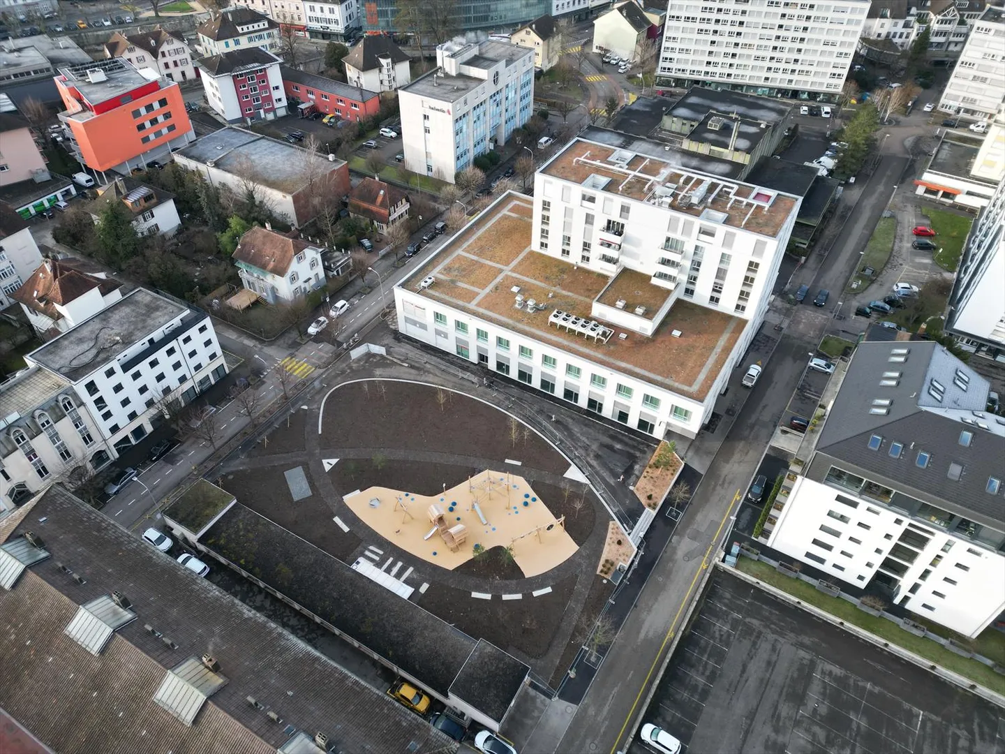 Prächtige 3,5-Zimmer-Wohnung mit Loggia und schöner Aussicht - Foto 5 von 5