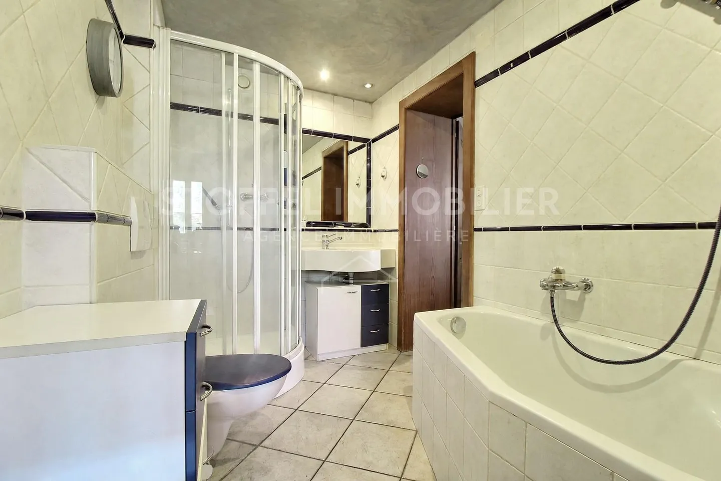Affascinante Casa di Villaggio a Laconnex - Foto 7 di 13