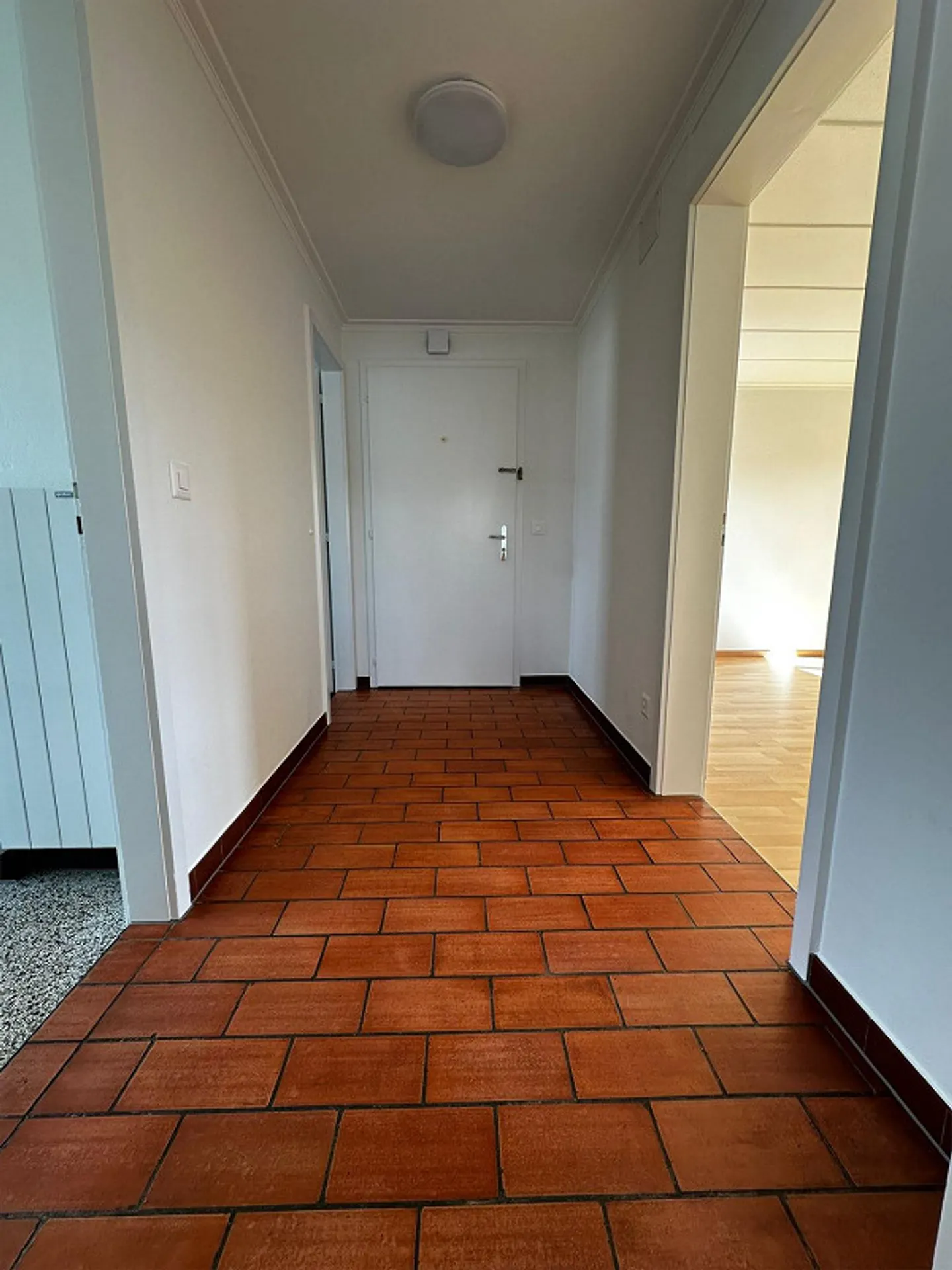 Quiet 2-room apartment in Brügg BE - Photo 2 of 7