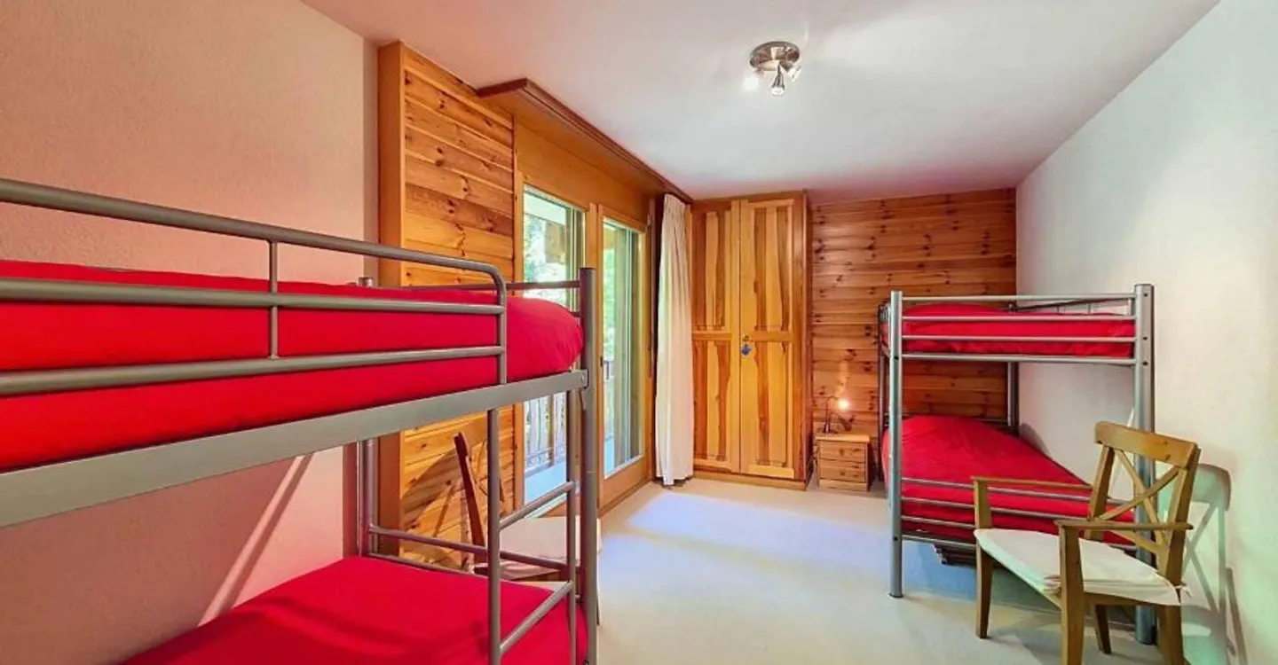 Charming Apartment Near Ski Lifts - Photo 7 of 10