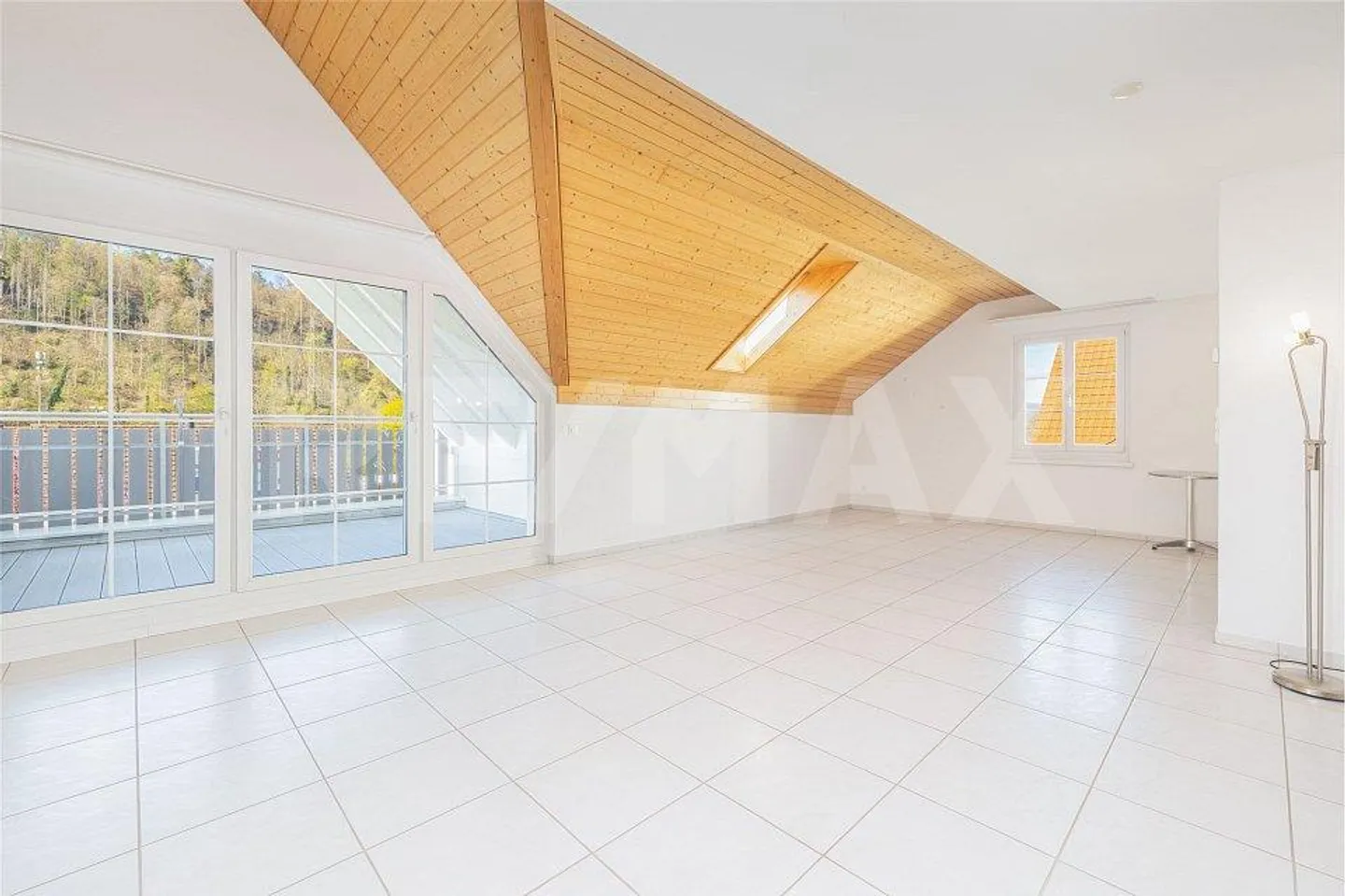 Appartamento duplex con carattere di benessere in una posizione tranquilla - Foto 2 di 13