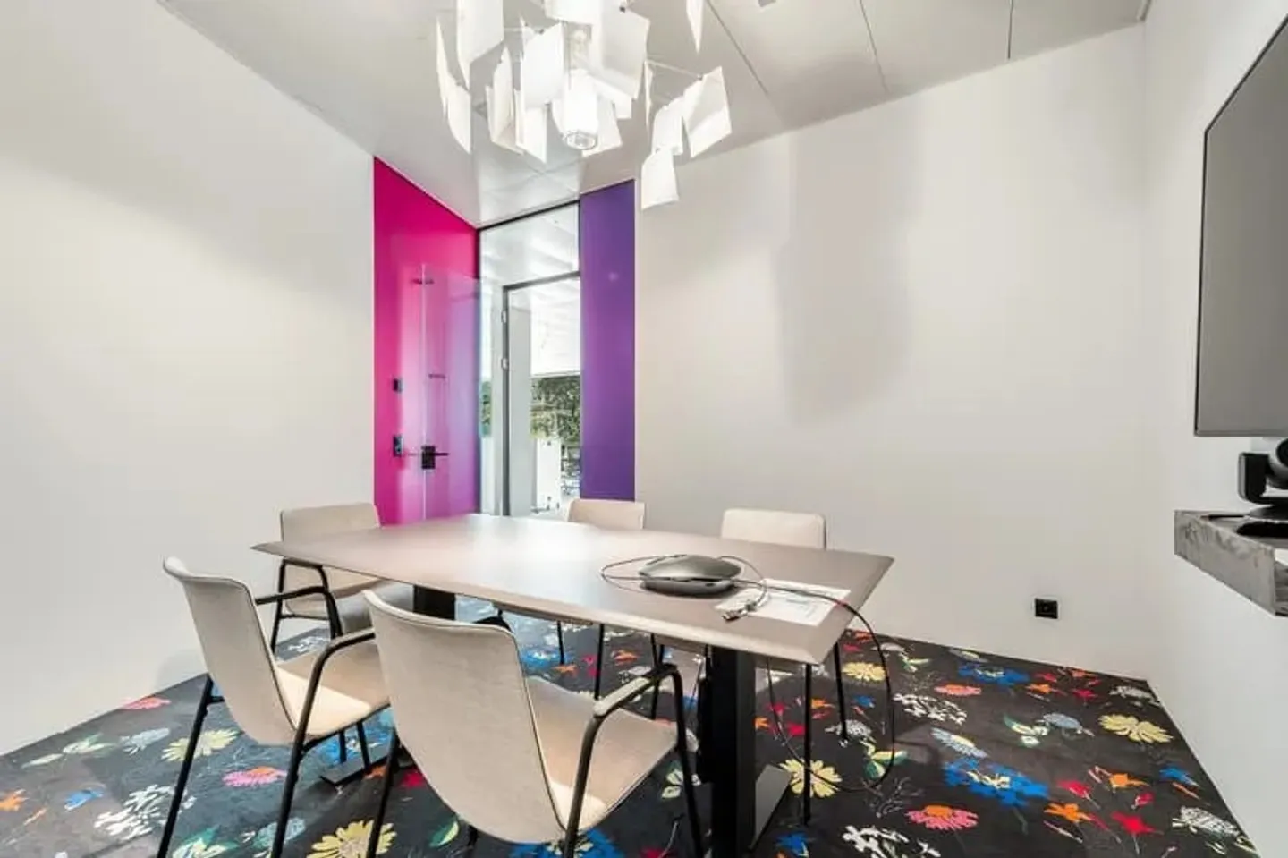 Bâtiment à louer, Flurstrasse 55, à Zurich, Suisse - Photo 3 sur 8