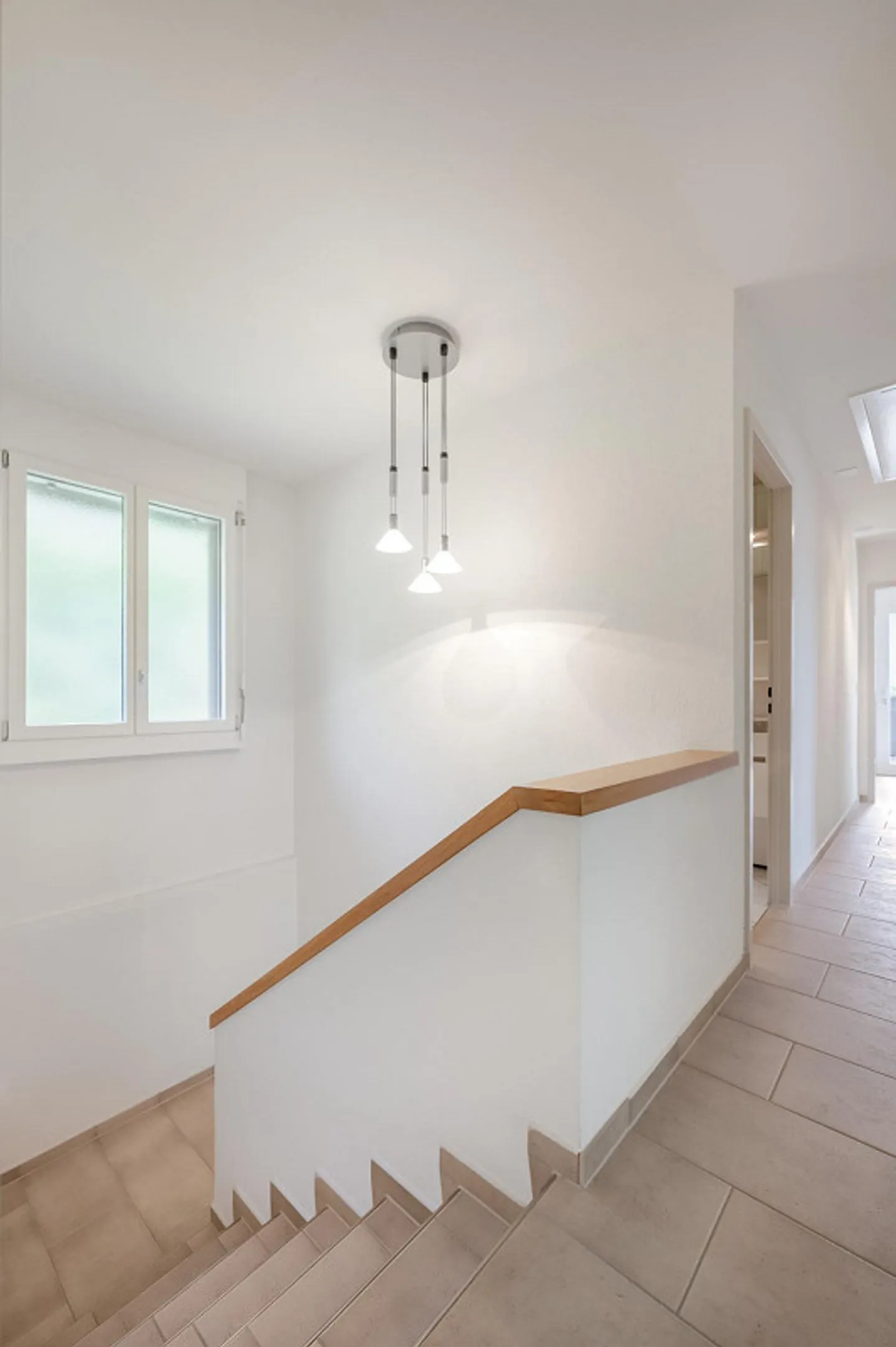 Single-family house with great potential and dreamlike view - Photo 9 of 16