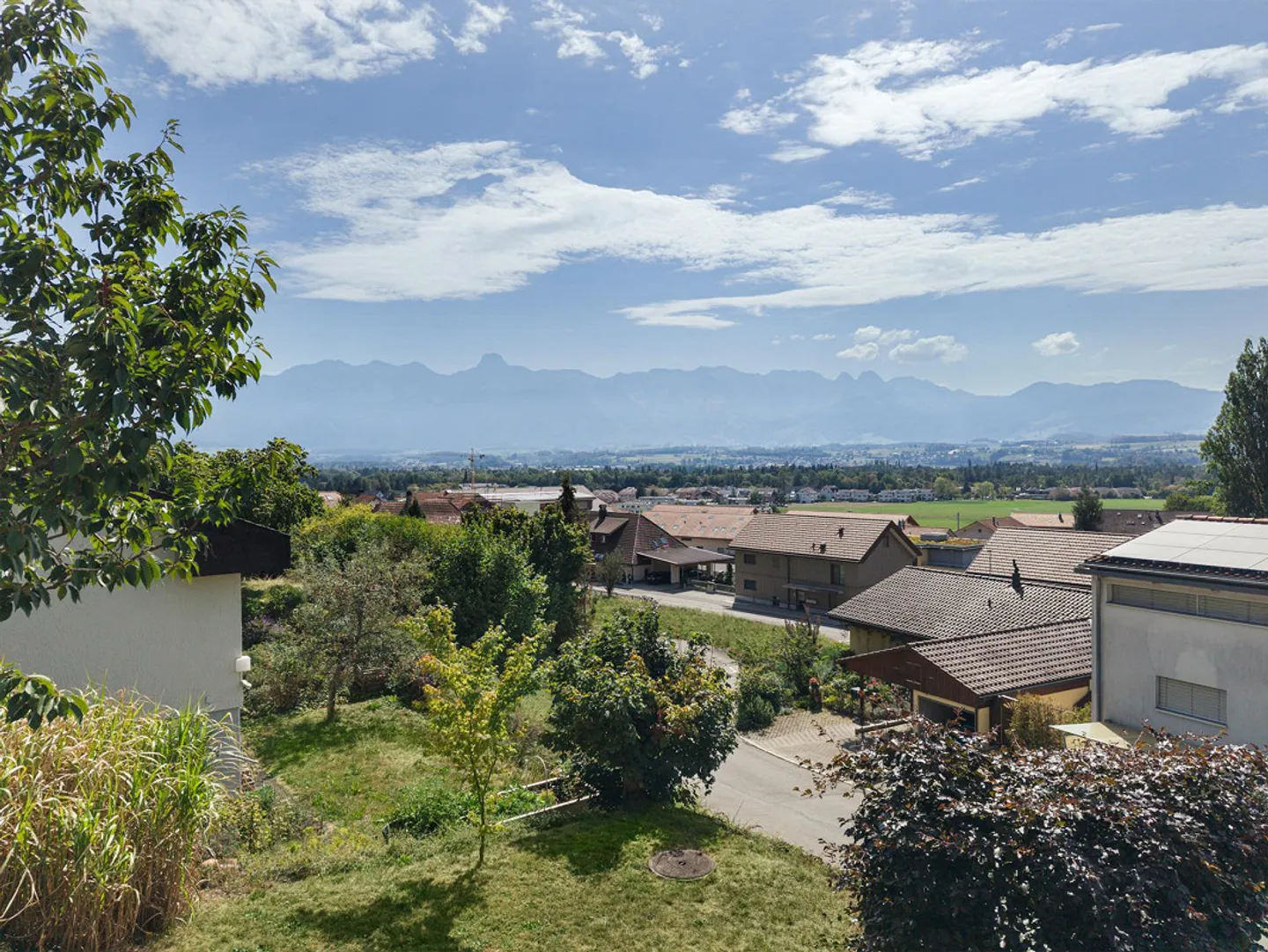 Single-family house with great potential and dreamlike view - Photo 13 of 16