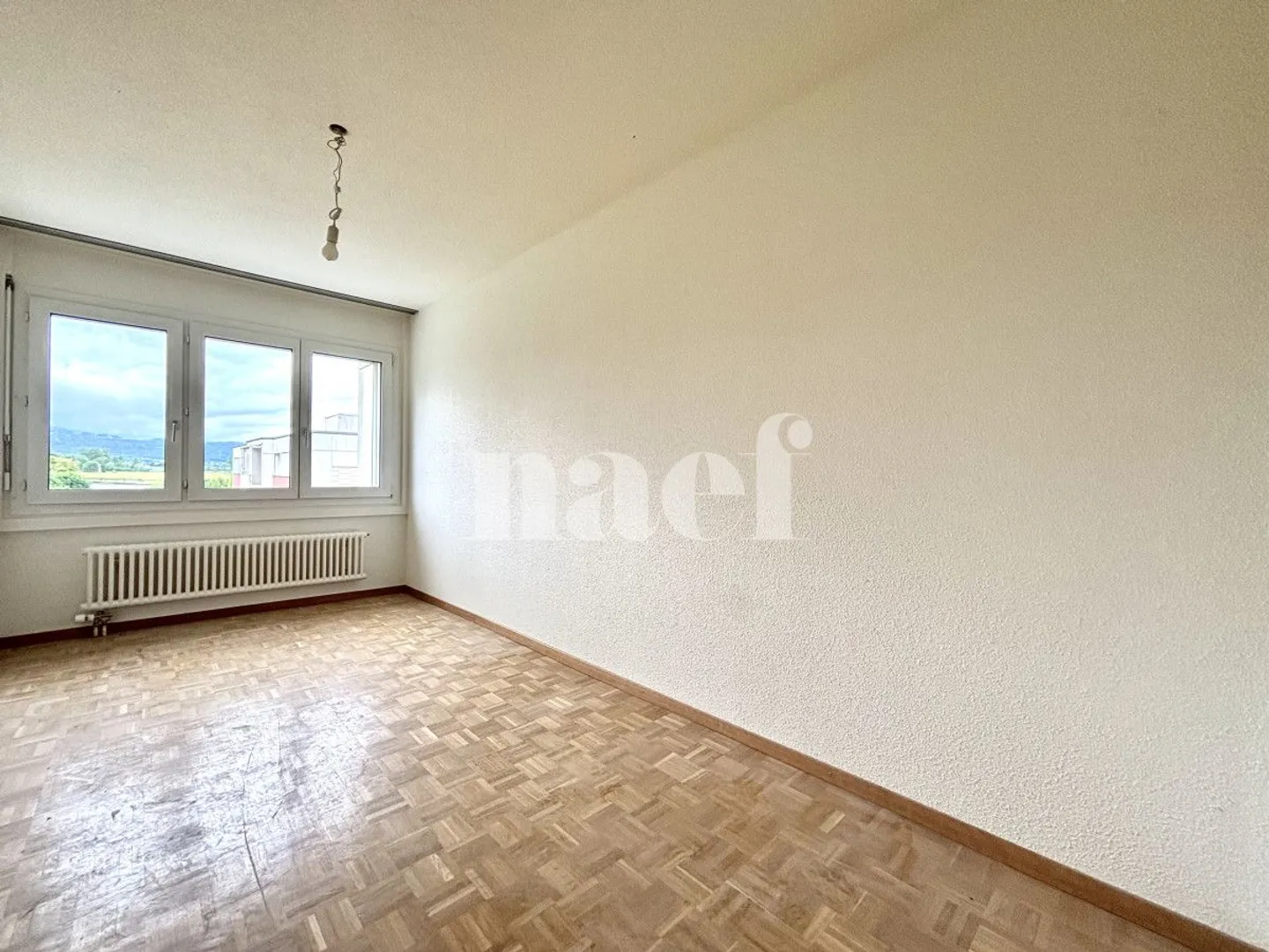 4.5 Room Apartment - Photo 5 of 8