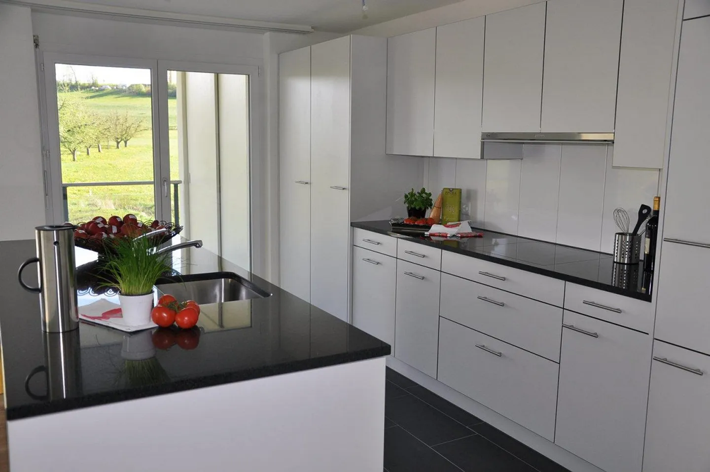 Quietly Located Family Apartment Directly at Mühlebach - Photo 3 of 11
