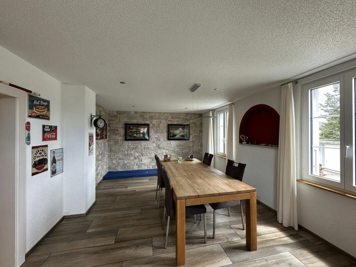 Maison résidentielle rénovée avec amour et atelier - beaucoup d'espace pour vous et vos véhicules - Photo 9 sur 13