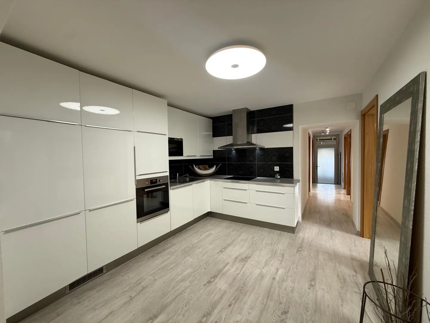 Bel Appartement avec Jardin - Photo 4 sur 12