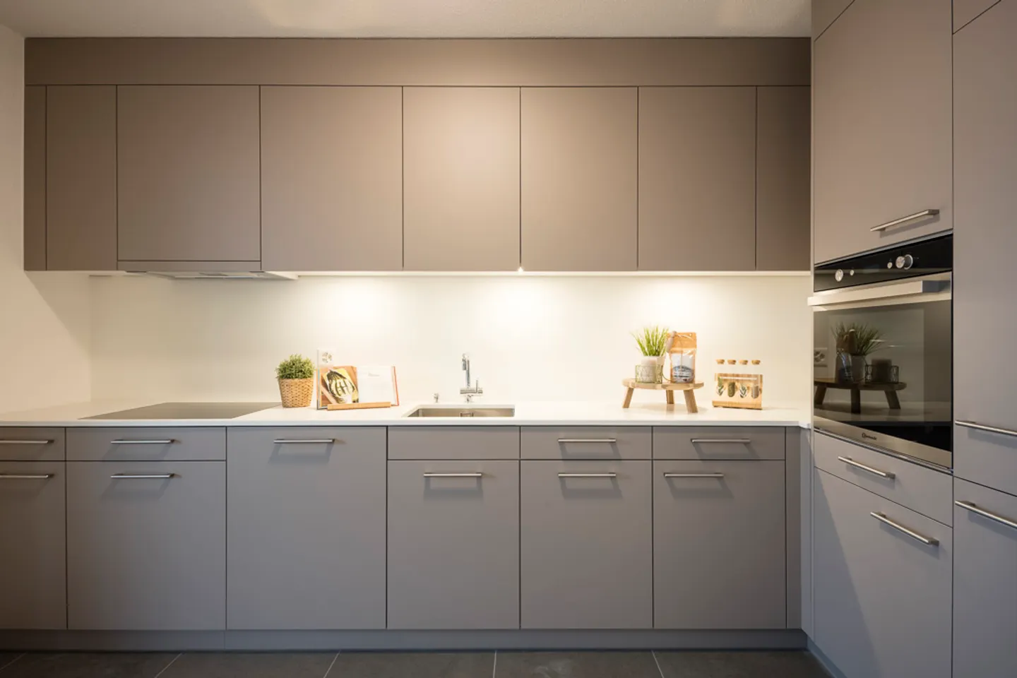 An apartment to fall in love with! - Photo 4 of 10