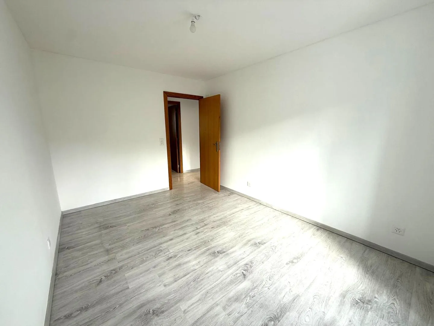 Bel Appartement avec Jardin - Photo 8 sur 12