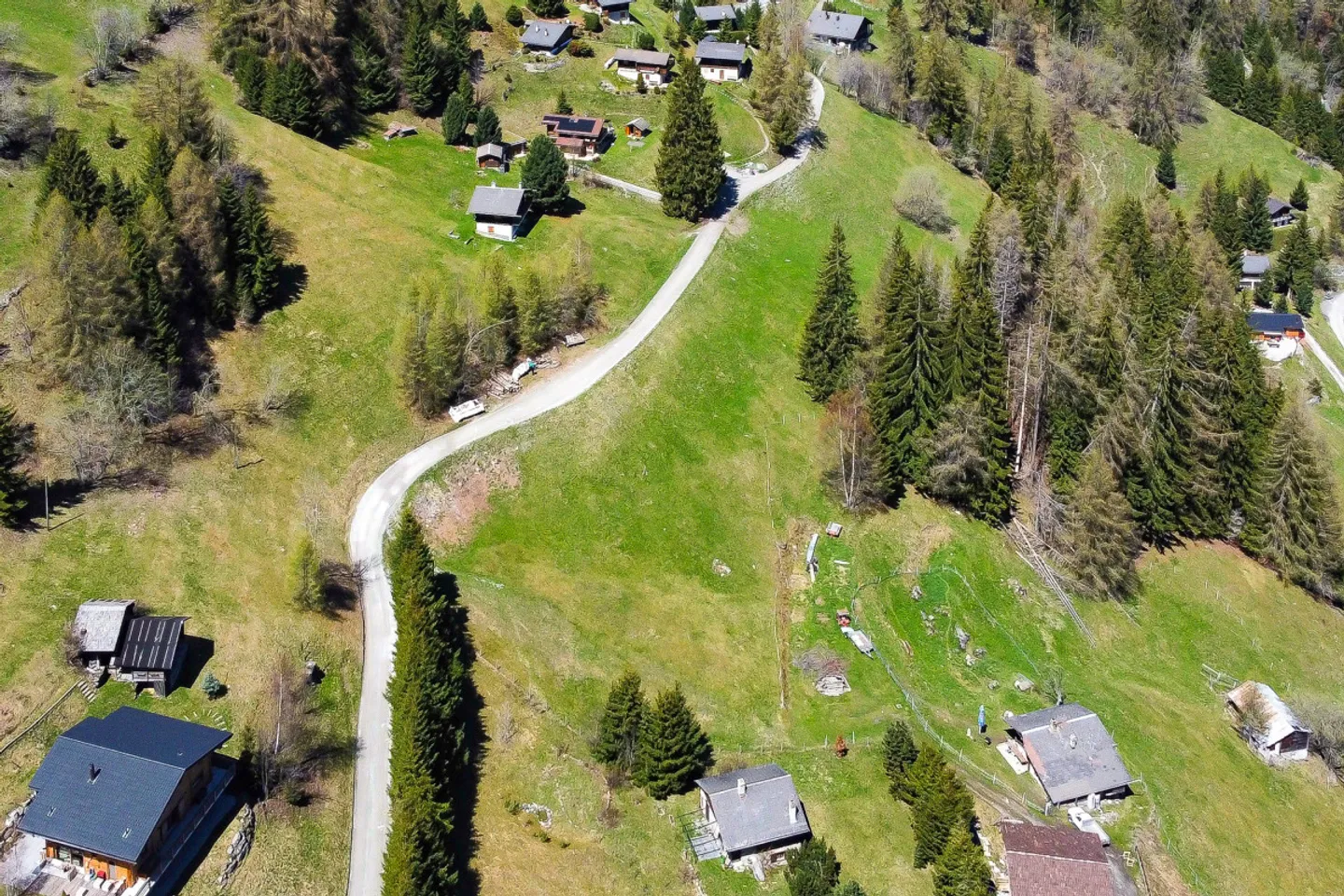 Generous building plots in La Tzoumaz - 4 Valleys - Photo 1 of 12