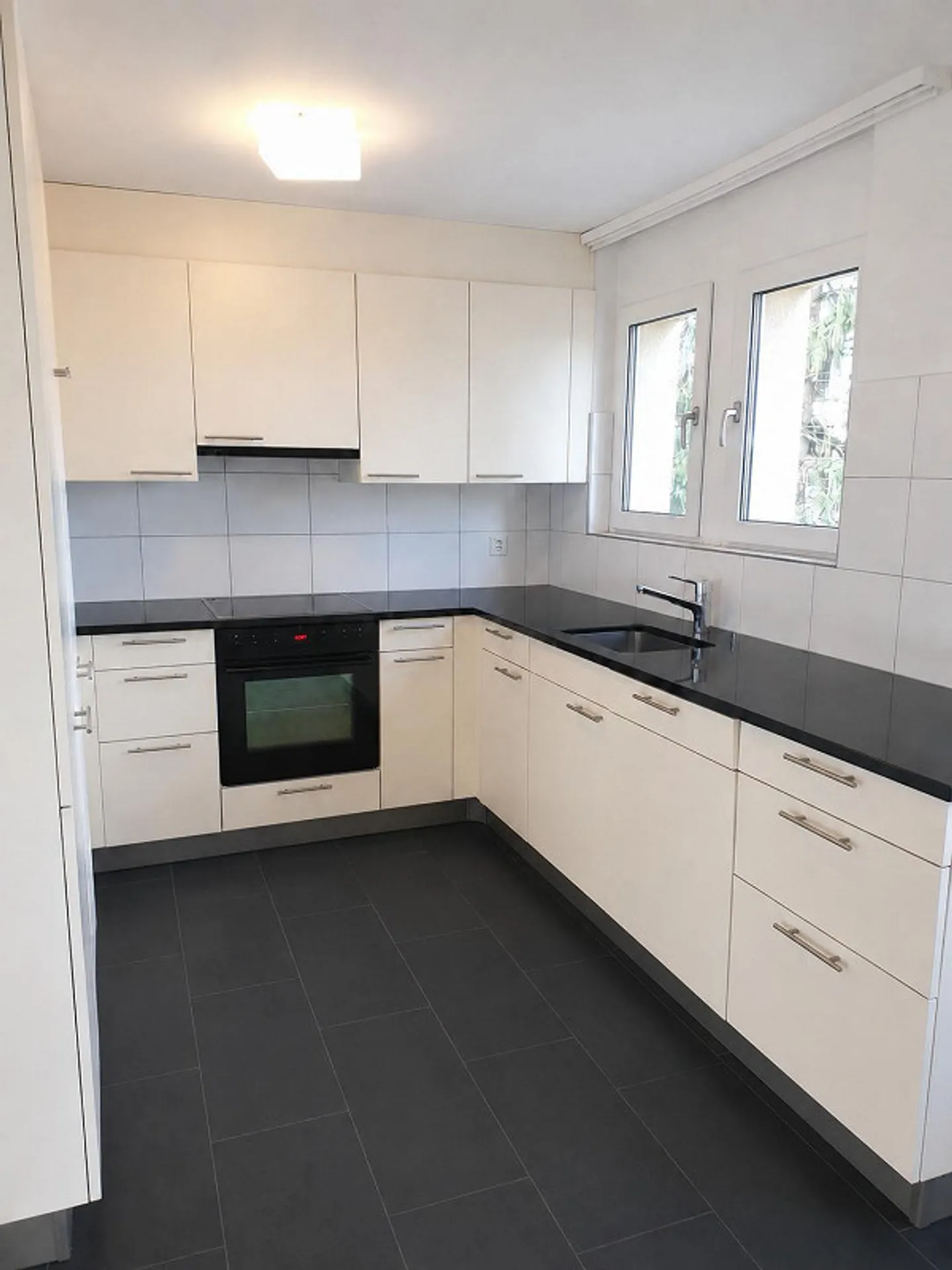 Helle 5.5 Zimmerwohnung - Foto 2 von 9