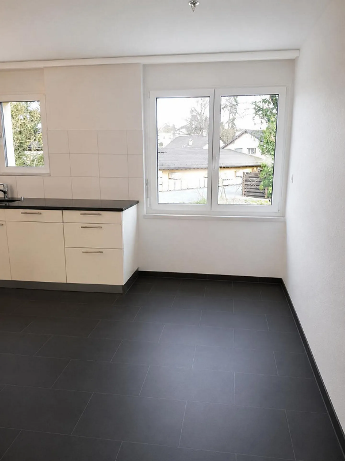 Helle 5.5 Zimmerwohnung - Foto 3 von 9
