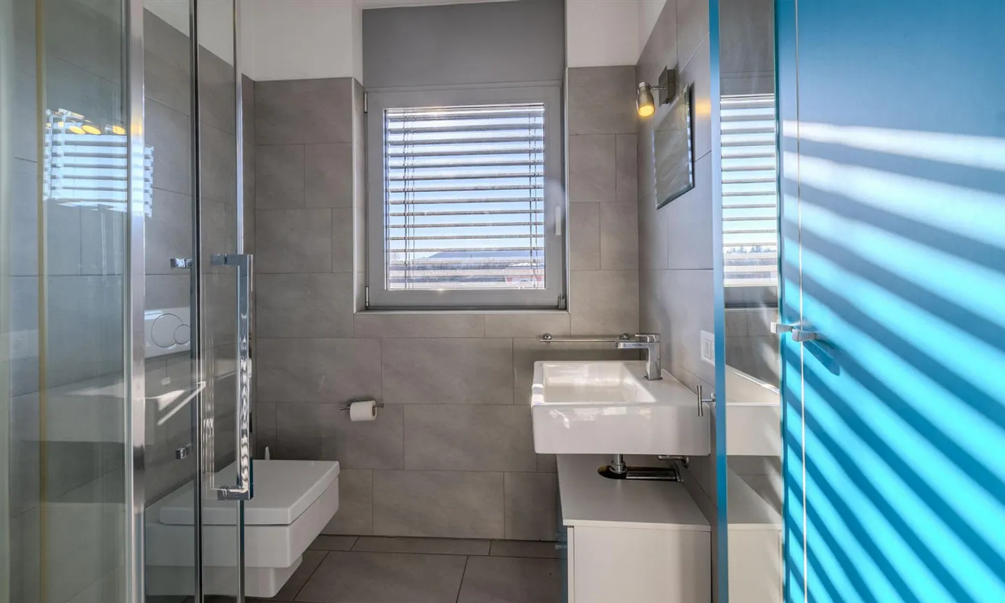 Appartement moderne et spacieux de 4,5 pièces avec terrasse à Mendrisio - Photo 7 sur 9