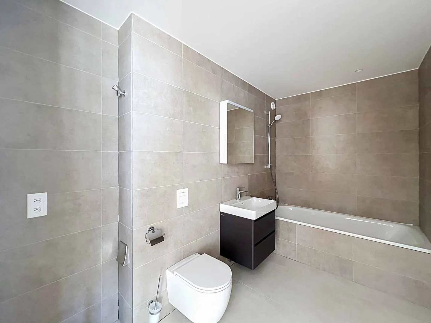 Modernes 3,5-Zimmer-Apartment - Foto 4 von 4