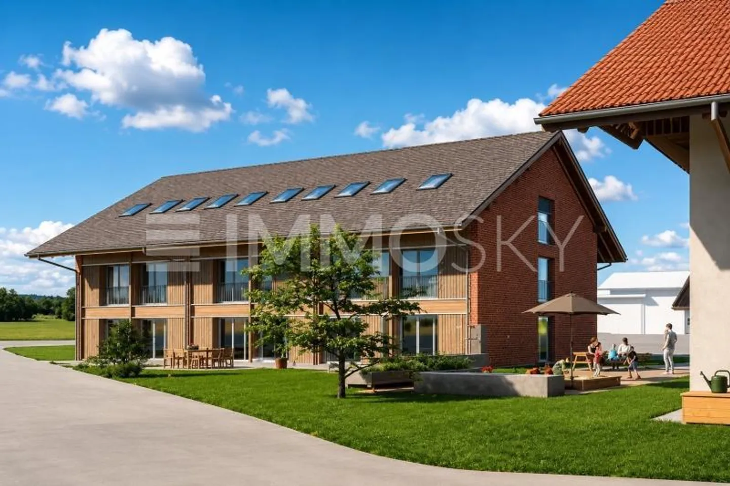 Modern Semi-Detached House - Photo 3 of 5