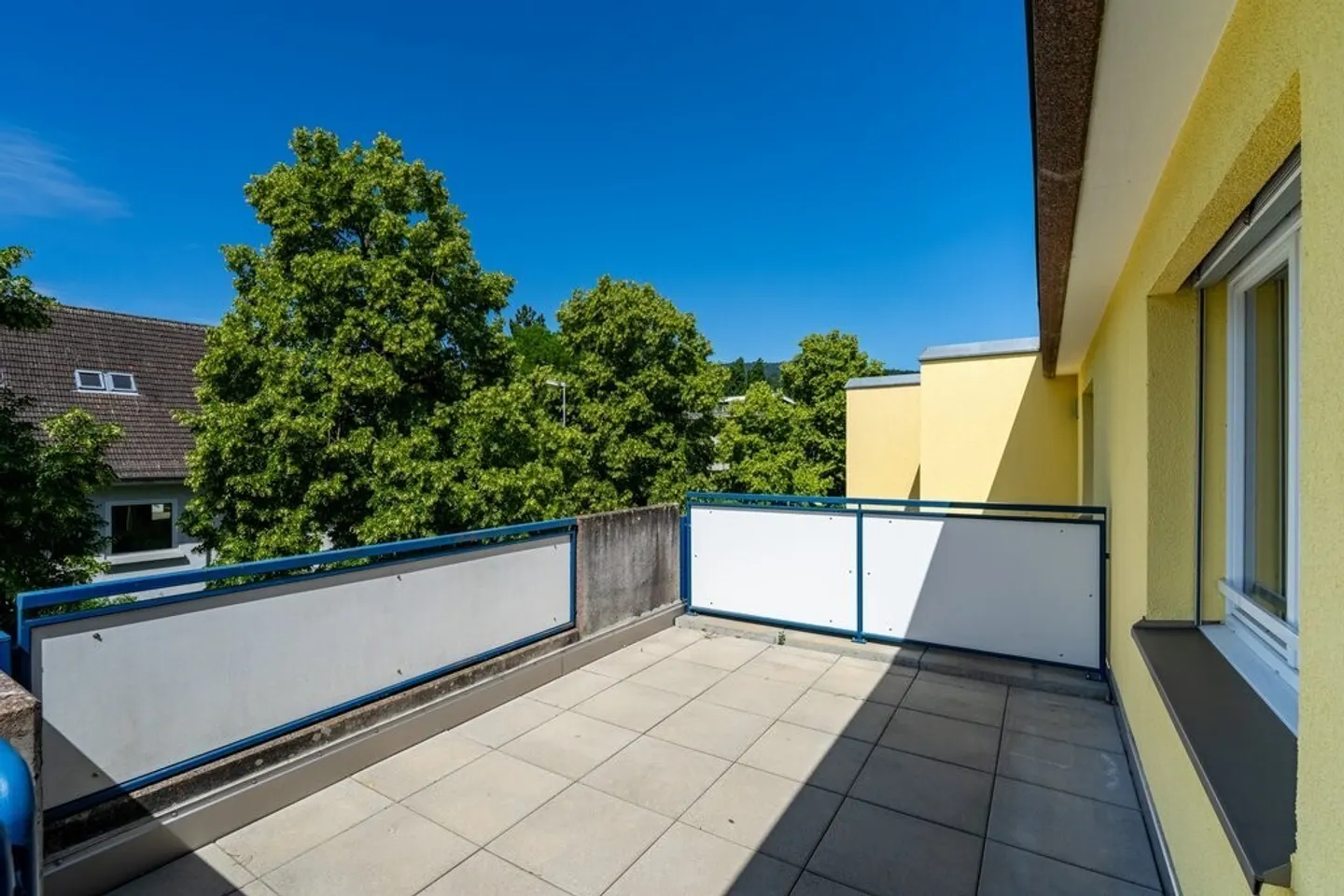 Stylische Attikawohnung mit Terrasse - Foto 10 von 11