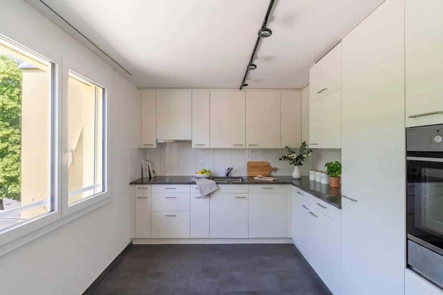 Stylische Attikawohnung mit Terrasse - Foto 8 von 11