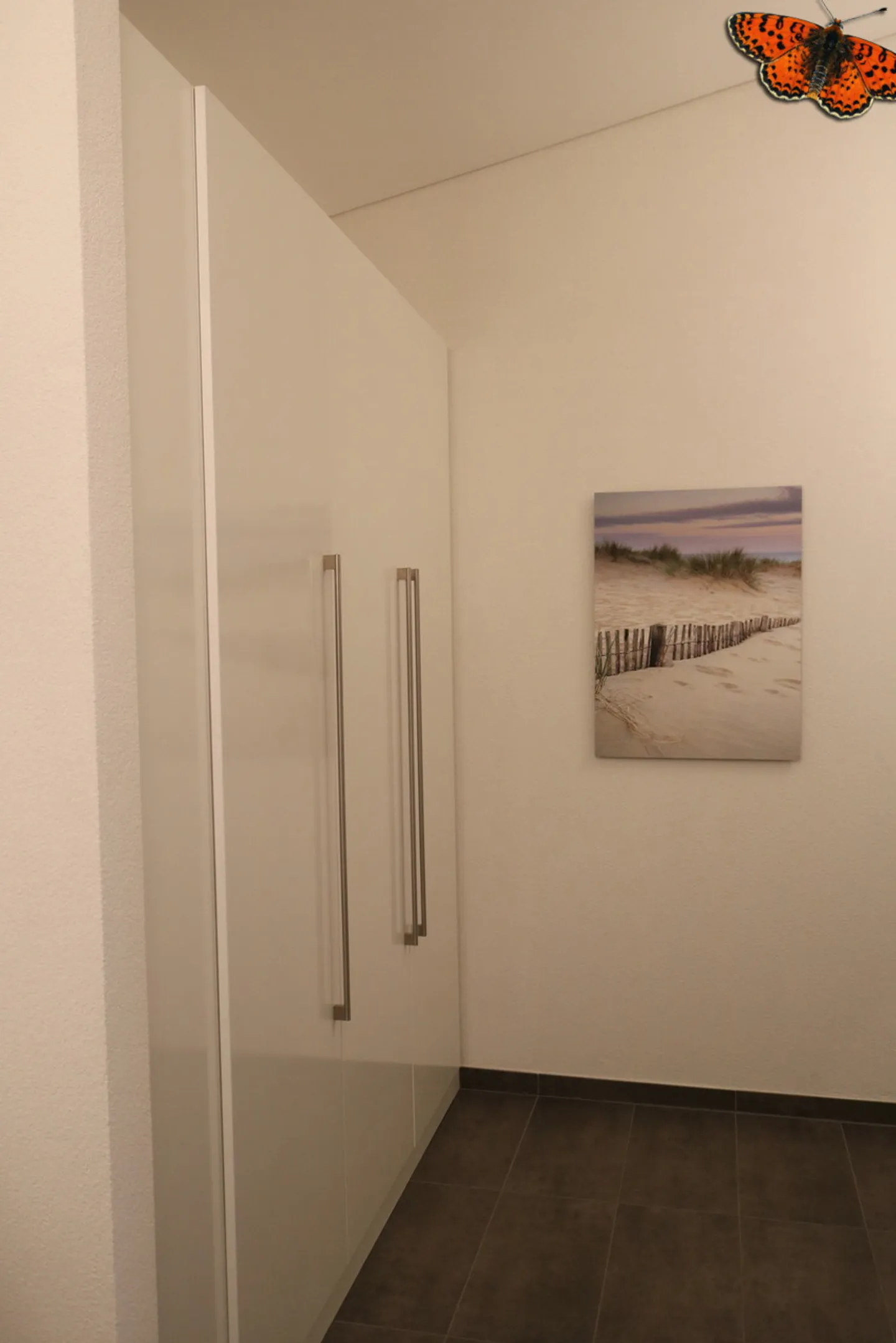 2 ½ STANZE - Con un balcone! - Foto 9 di 10