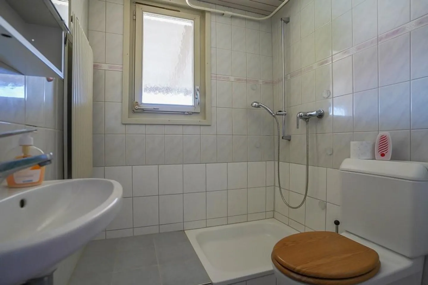 Charmantes Haus mit zwei Wohnungen - Foto 7 von 13