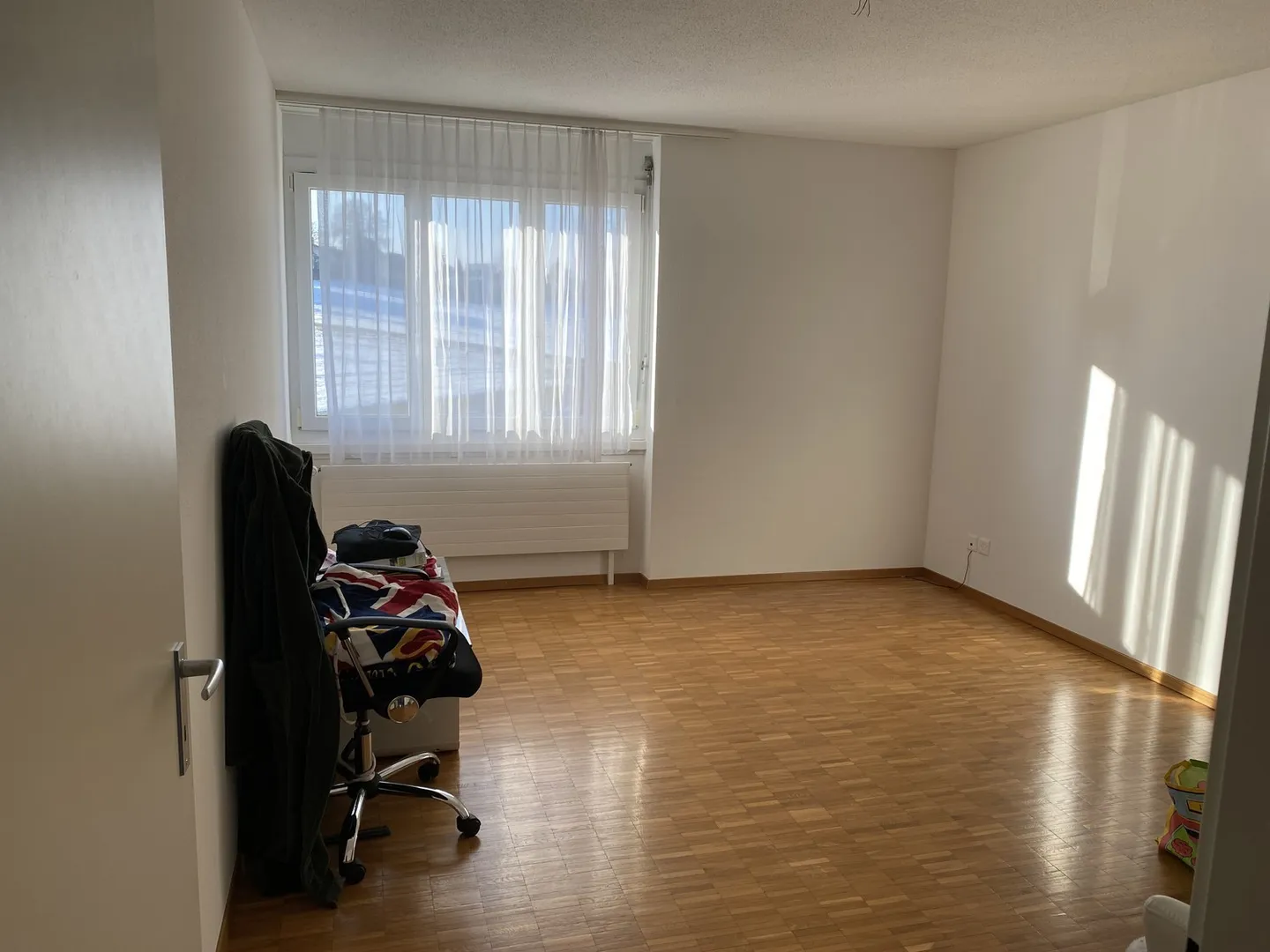 Appartamento attraente di 3,5 locali alla periferia di Wallisellen - Foto 6 di 13