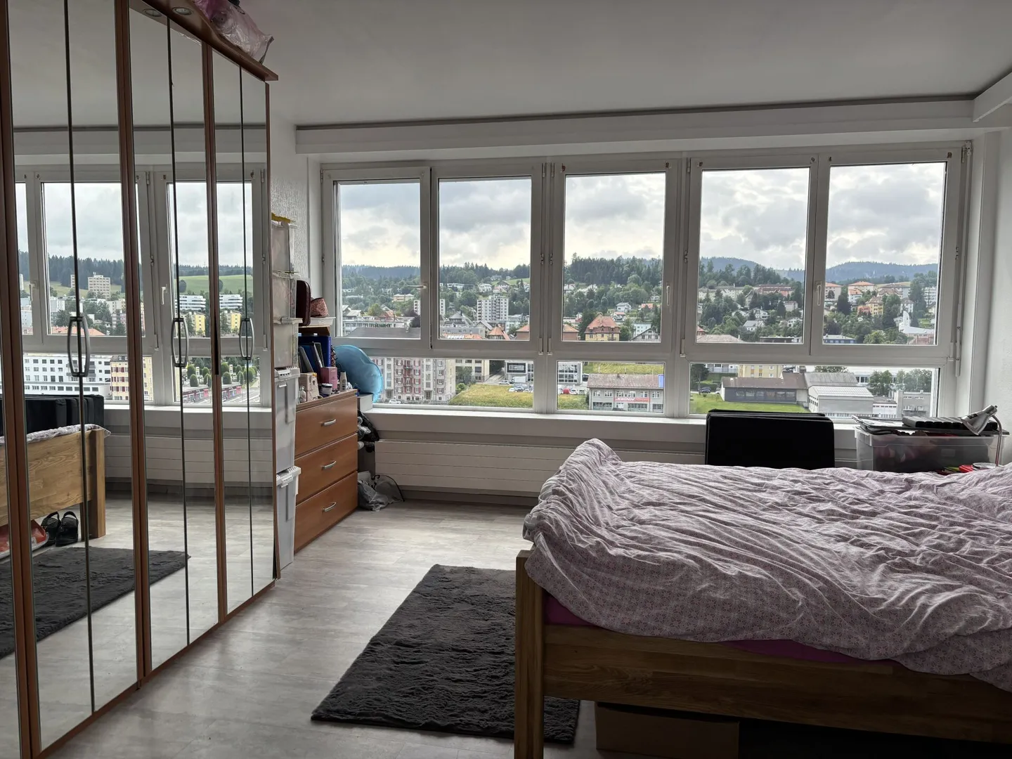 Helles und geräumiges 5-Zimmer-Apartment - Foto 4 von 13