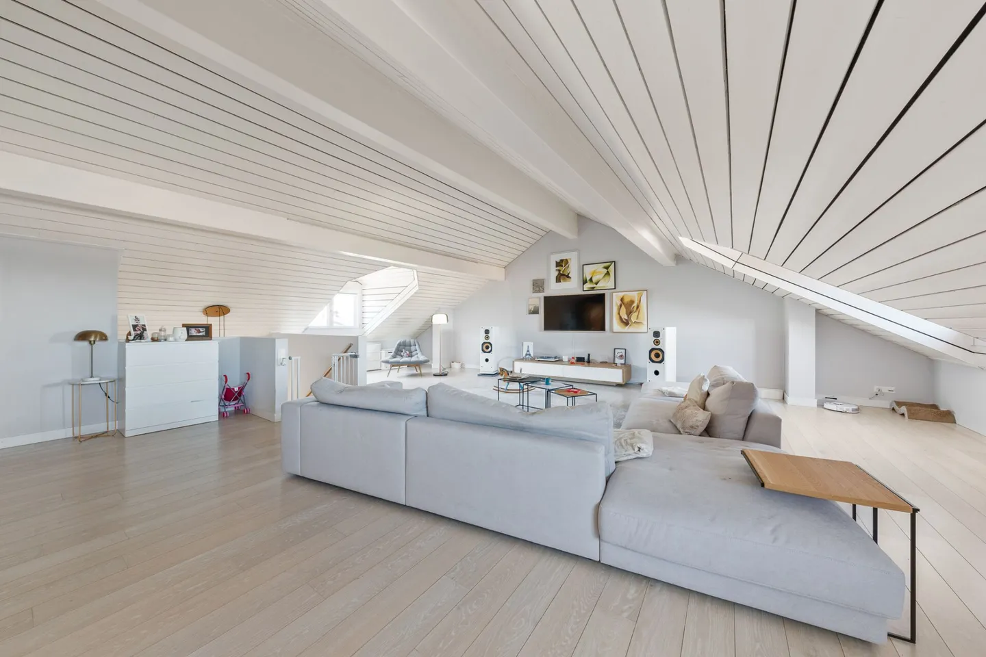 Herzoglicher Tipp: Raffiniertes Duplex mit Aussicht und hochwertigen Ausstattungen - Photo 14 sur 25