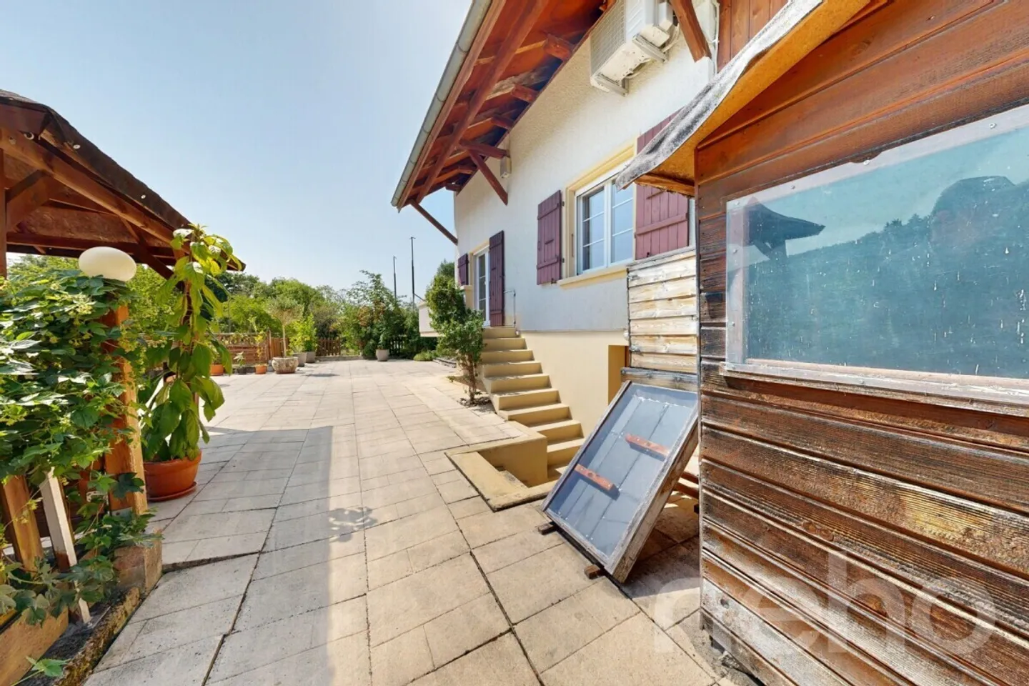 Maison rénovée avec jardin, étang et vue dégagée à 5 min d?Avenches - Foto 7 von 12