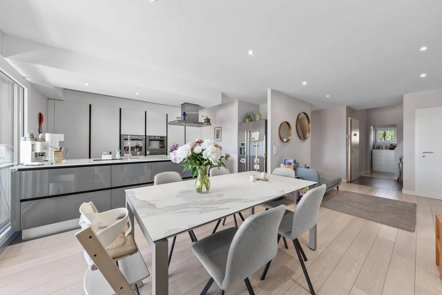 Herzoglicher Tipp: Raffiniertes Duplex mit Aussicht und hochwertigen Ausstattungen - Photo 4 sur 25