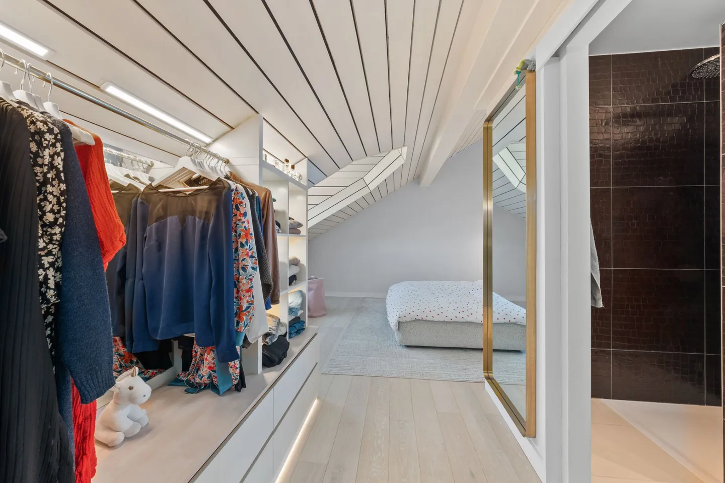 Herzoglicher Tipp: Raffiniertes Duplex mit Aussicht und hochwertigen Ausstattungen - Photo 15 sur 25