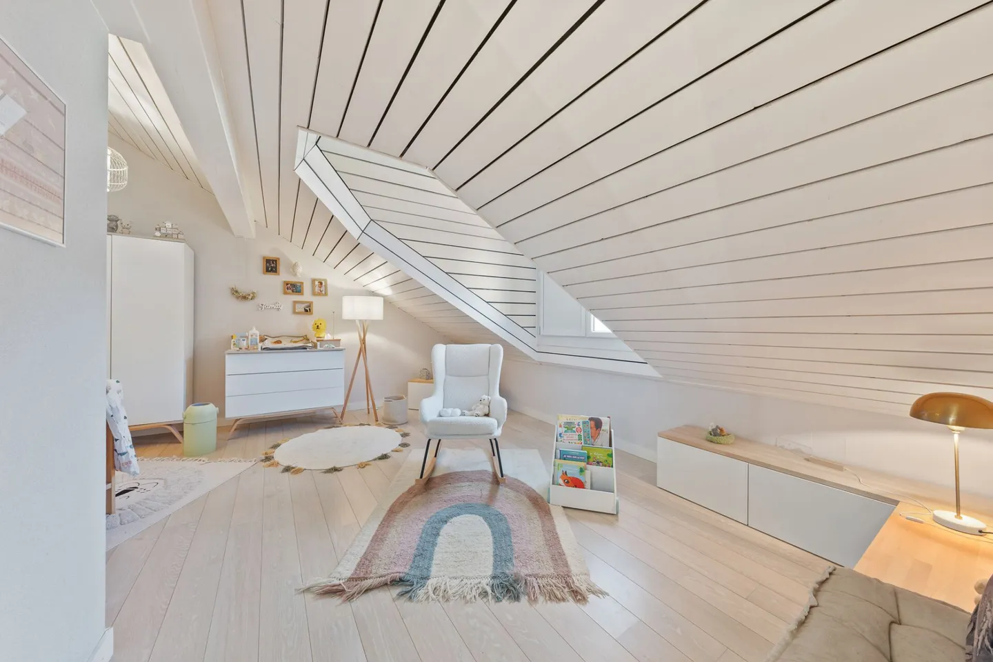 Herzoglicher Tipp: Raffiniertes Duplex mit Aussicht und hochwertigen Ausstattungen - Photo 18 sur 25