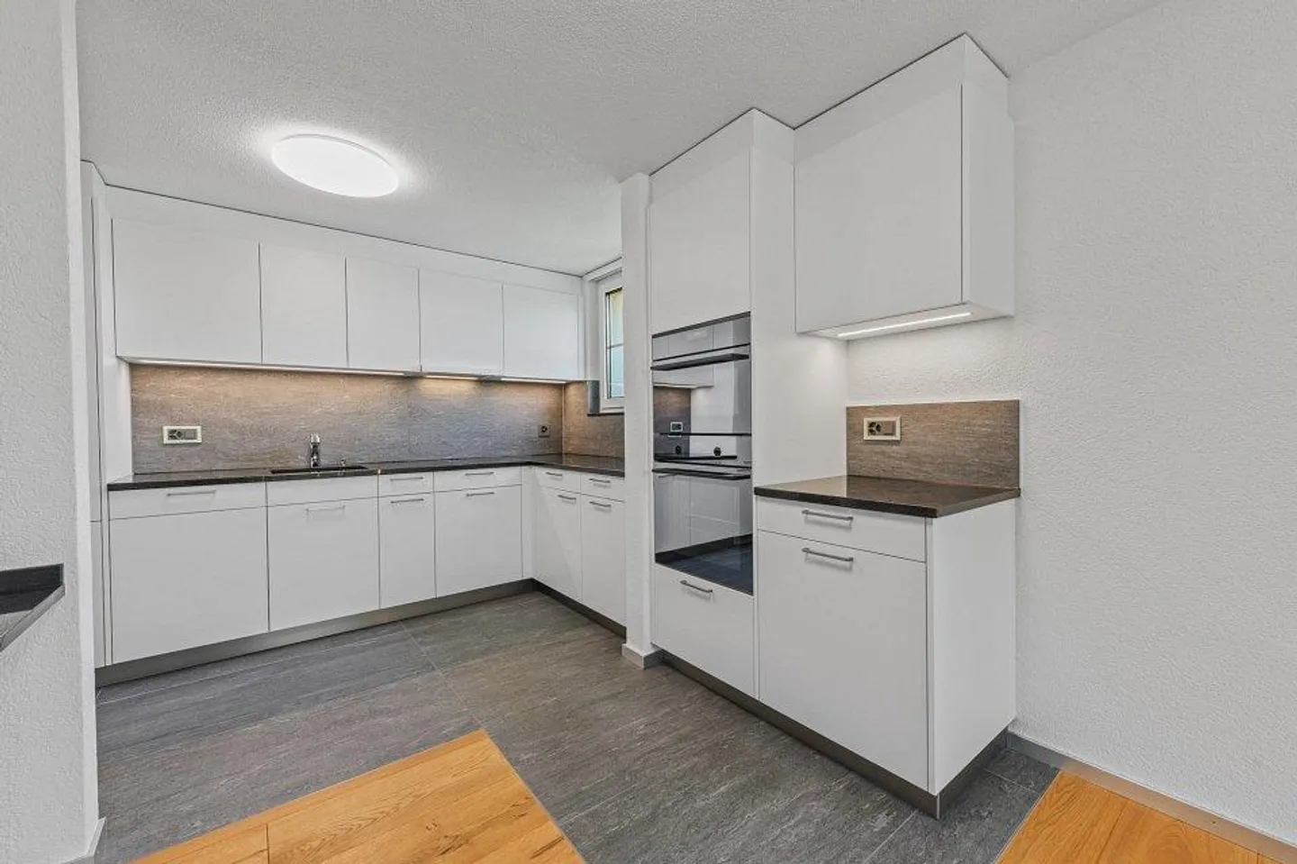 Discover Exclusive Apartment in Wildhaus - Photo 3 of 13