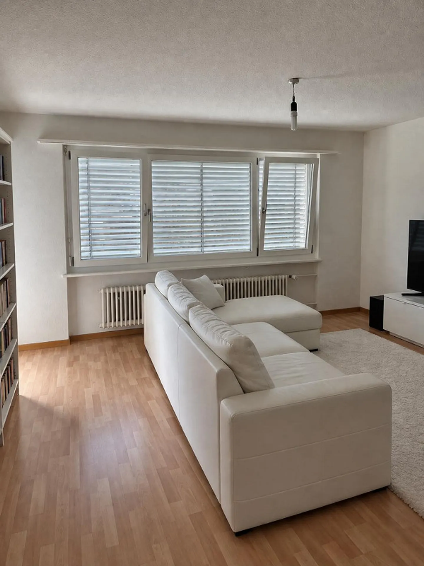 Geräumige 4.5 Zimmer Wohnung - Foto 3 von 7