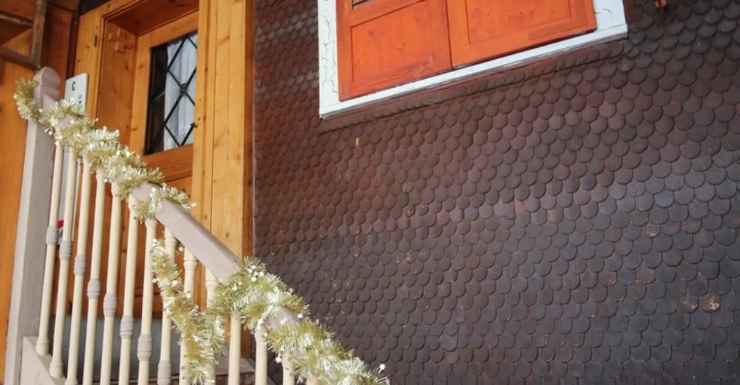 1/2 Chalet 4.5-07 - Photo 1 of 10