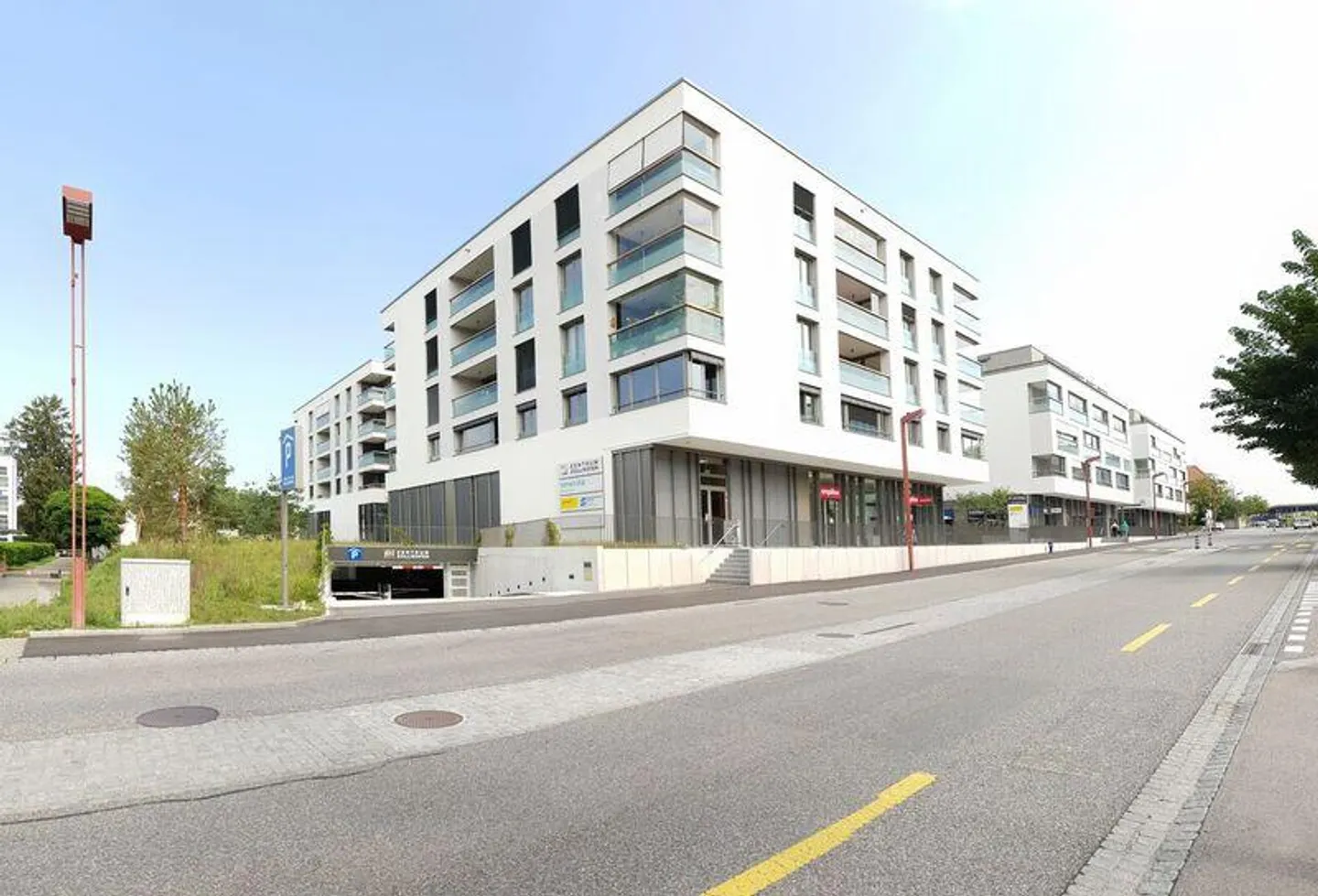 Two storage rooms for rent in the center of Zollikofen - Photo 1 of 3