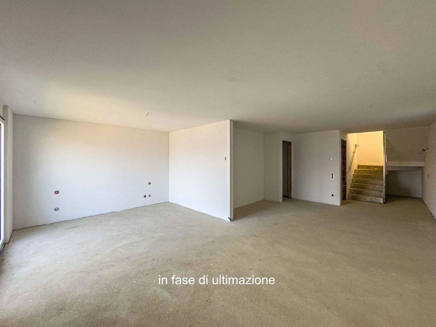 Villa with Garden in Agra - Photo 4 of 9