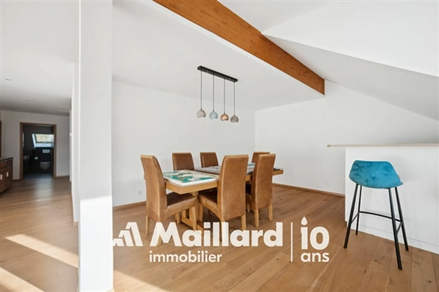 Elegantes Penthouse-Duplex in St-Cergue - Foto 6 von 14