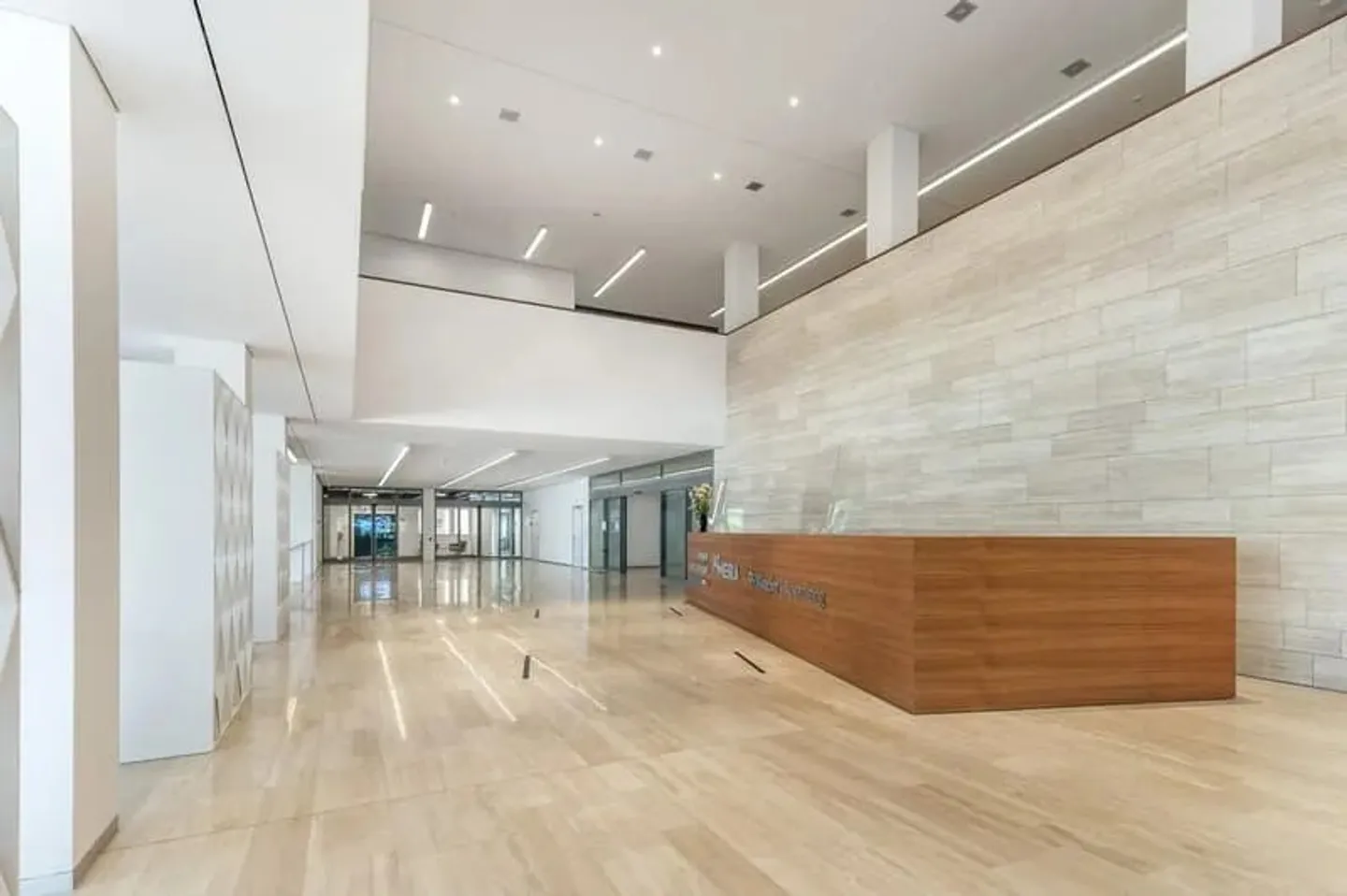 Bâtiment à louer, Flurstrasse 55, à Zurich, Suisse - Photo 4 sur 8