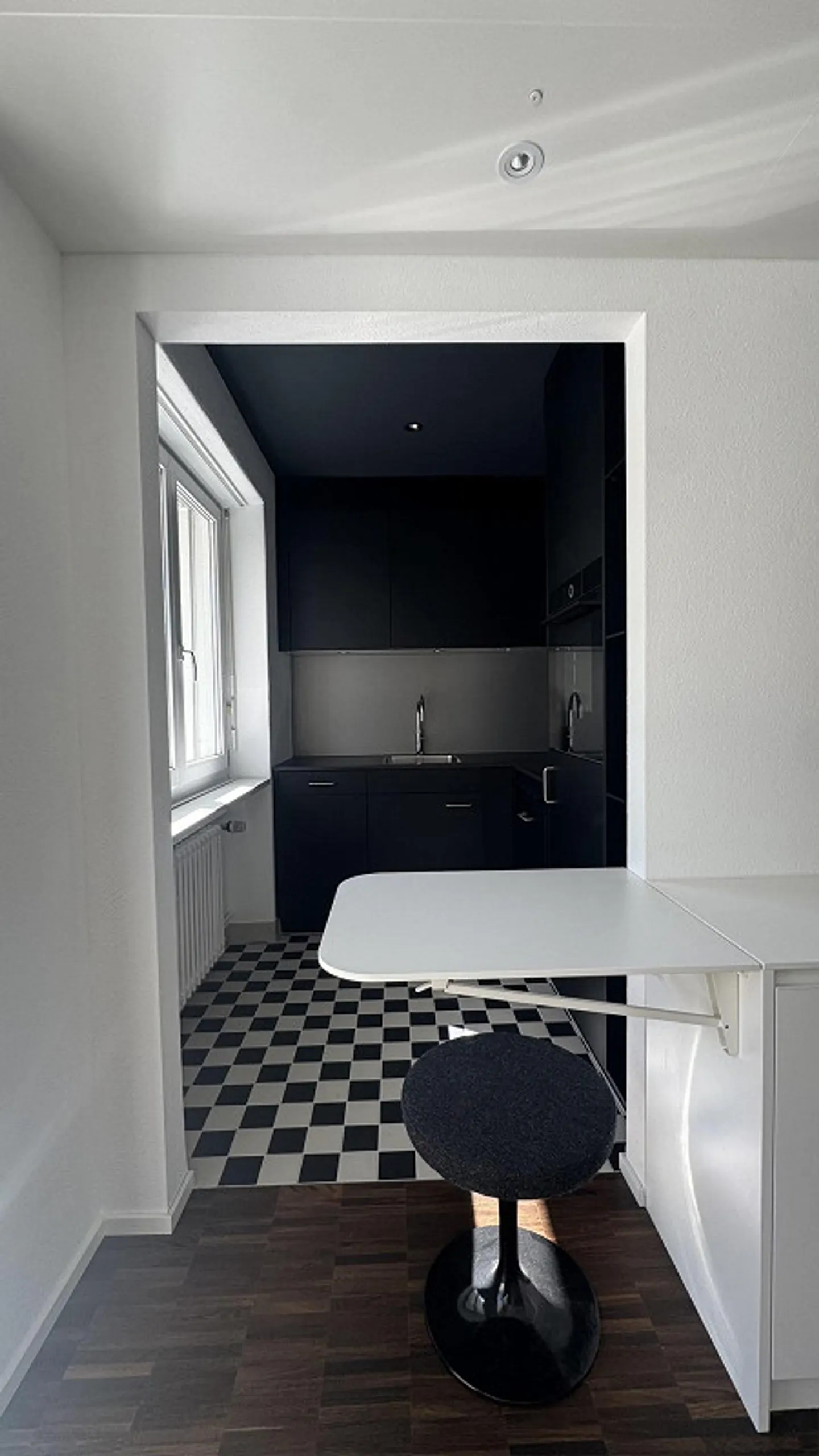 Modernes Studio in Zürich Seefeld - Foto 3 von 9