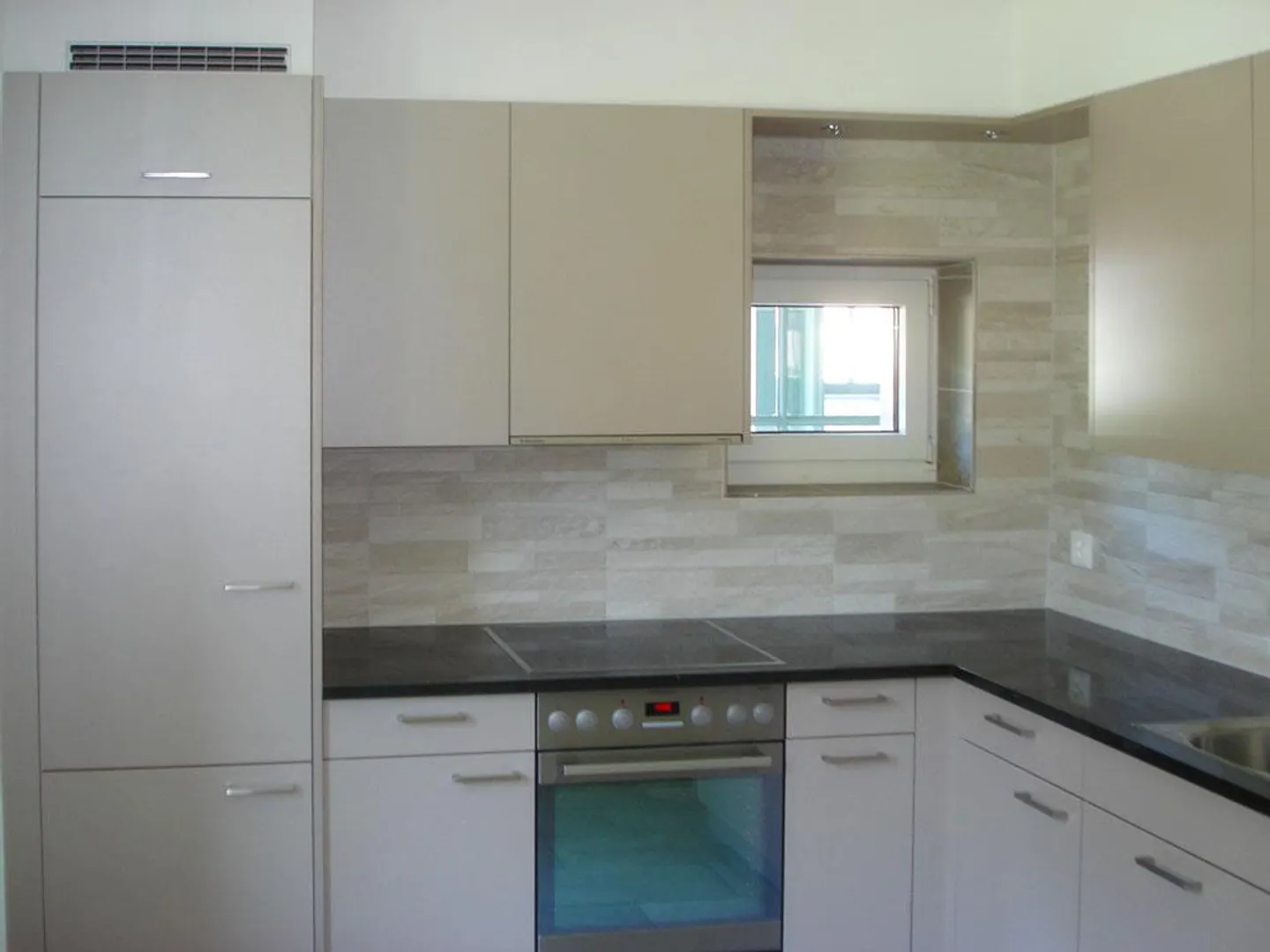 Incantevole casa familiare a schiera con giardino - Foto 2 di 7