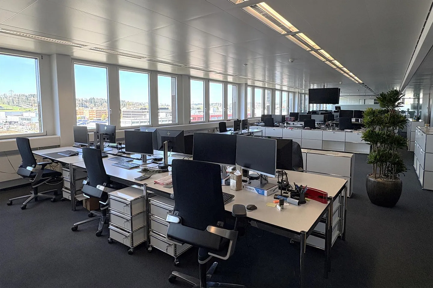 Ufficio di prima classe con la migliore vista e comfort - Affittare in... - Foto 4 di 7