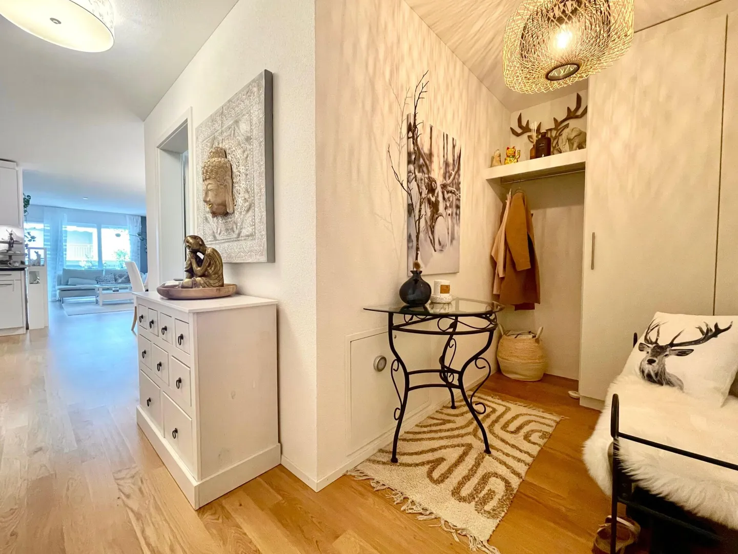 Appartamento 3.5 camere nuovo in una posizione tranquilla - Foto 2 di 16