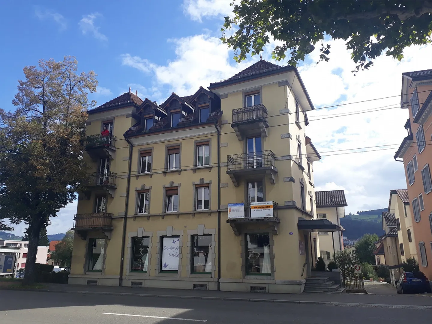 Incantevole appartamento di 3 locali con balcone in affitto - Foto 1 di 7