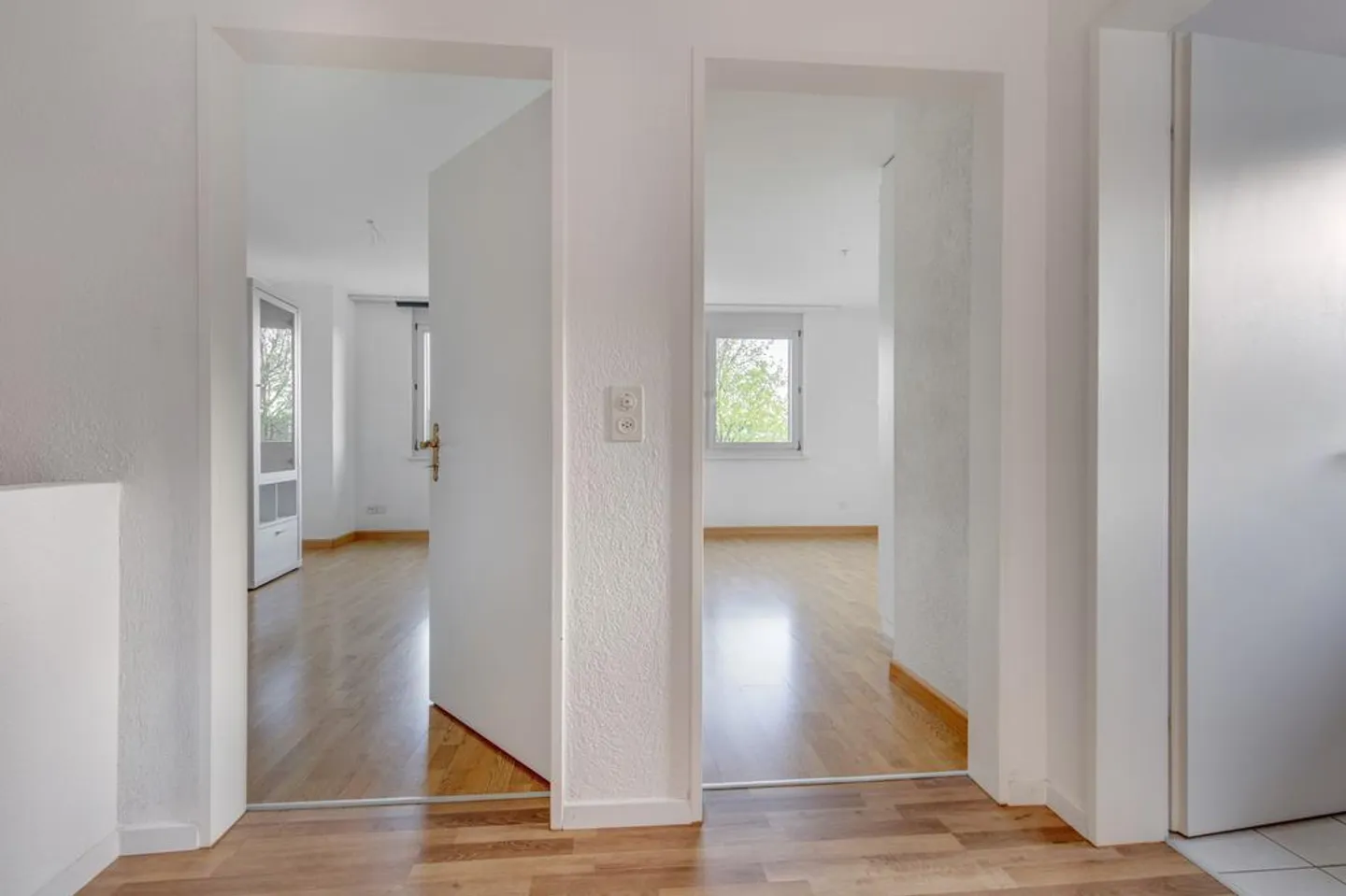 Appartement en duplex spacieux dans un quartier calme - Photo 5 sur 8