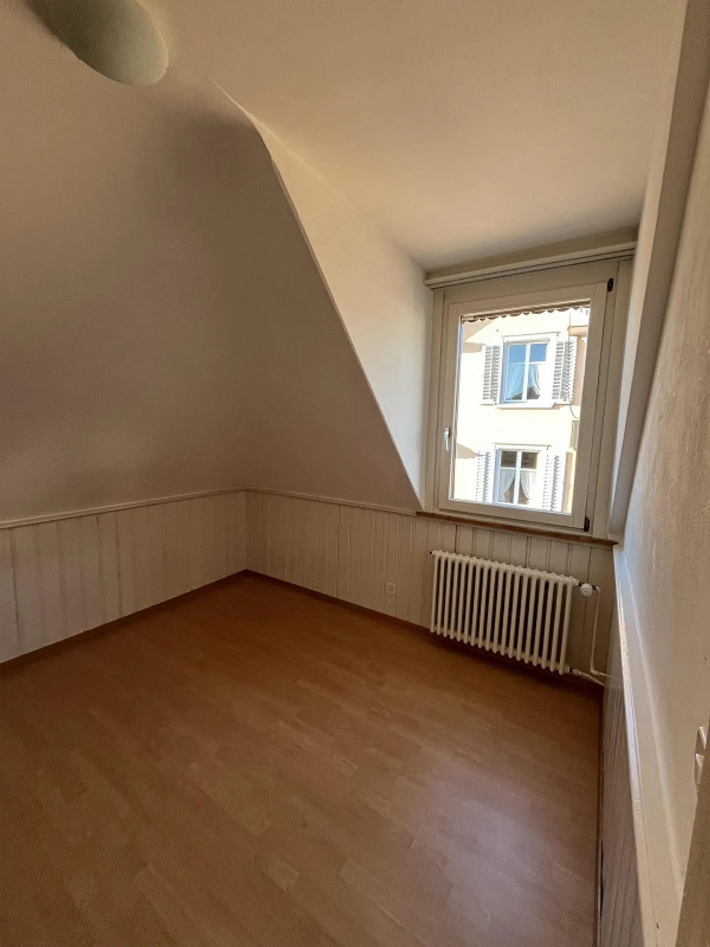 Incantevole appartamento di 3 locali con balcone in affitto - Foto 4 di 7