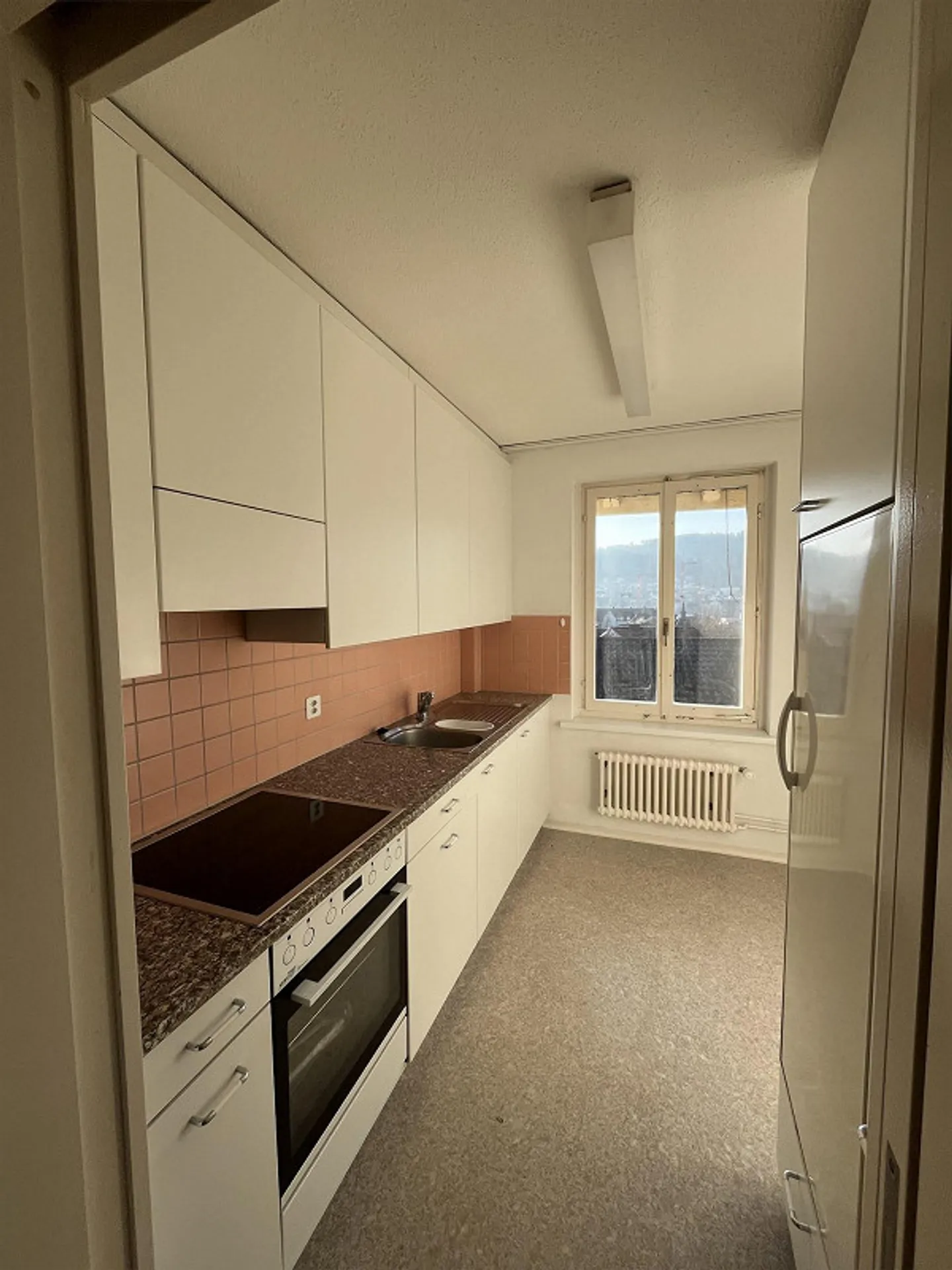 Incantevole appartamento di 3 locali con balcone in affitto - Foto 6 di 7